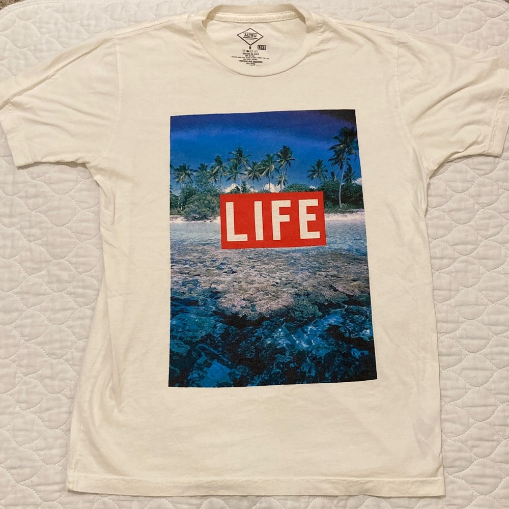 Altru White Tee with Tropical LIFE Graphic